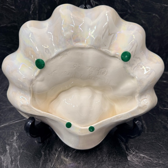 Seashell Bowl - Picture 7 of 13